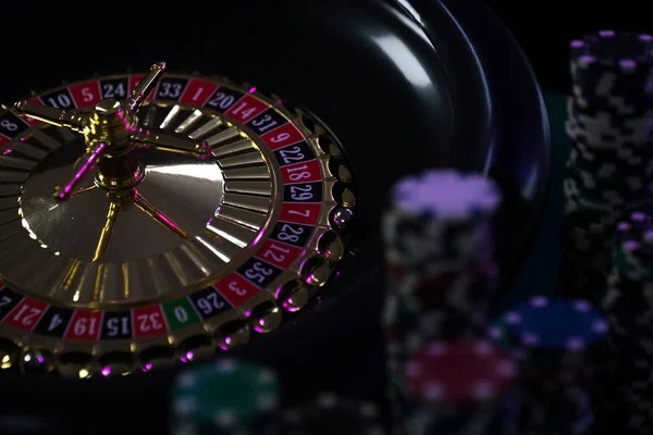 SA Gaming Dragon Tiger table on hebatbet with live dealer and card display